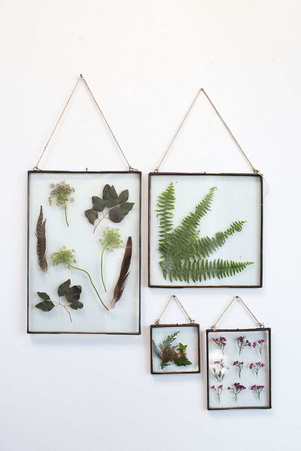 Hanging Metal Frame 6" x 6.5"